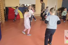 2025-03-10_Kindergarten-Gluecksbaerchen_Mutkurs-68