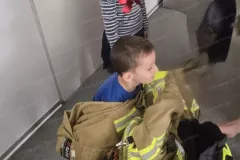 2025-03-18_Kindergarten-Gluecksbaerchen_Feuerwehrbesuch-15