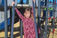 2025-03-21_Kindergarten-Gluecksbaerchen_Ausflug_Spielplatz-03