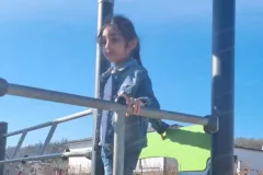 2025-03-21_Kindergarten-Gluecksbaerchen_Ausflug_Spielplatz-05