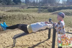 2025-03-21_Kindergarten-Gluecksbaerchen_Ausflug_Spielplatz-10