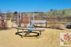2025-03-21_Kindergarten-Gluecksbaerchen_Ausflug_Spielplatz-39