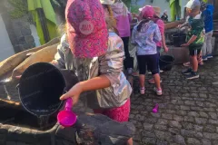 2025_Wasserspiele-im-Sommer-im-Kindergarten-Gluecksbaerchen-10