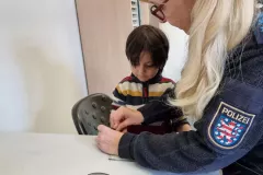 2026_03_19_Schulanfaenger_Polizei_KiTa_Gluecksbaerchen-40